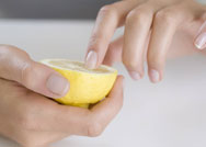 وصفات منزلية لمحاربة تقصف الأظافر