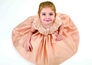 «موضة الأطفال».. مشوار المصممات الصعب