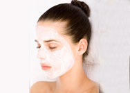 فوائد اللبن لا تُعد ولا تُحصى للشعر والبشرة