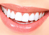 النظام الغذائي الصحيح للحفاظ على صحة الأسنان والعظام