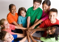 إيجابيات وسلبيات الصداقة في حياة الأطفال