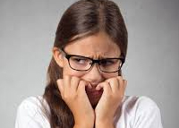 القلق الإجتماعي، أسبابه وتأثيره في حياتنا