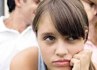 ضرورة الزيارة الأولى للفتاة المراهقة للطبيب النسائي