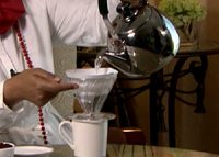 كيفية عمل قهوة لشخص واحد