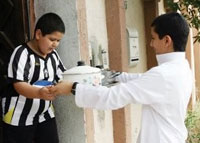 طريقة نقل الطعام من منزل إلى منزل والمحافظة عليه