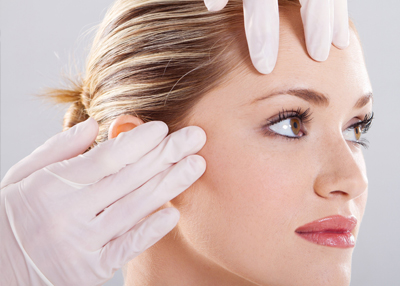 نصائح عامة حول أمراض الجلد بفصل الصيف وعمليات التجميل