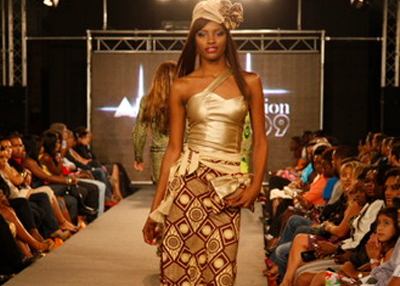 أنغولا تتجه لصناعة الأزياء لسد العجز الناجم عن تراجع مبيعات النفط