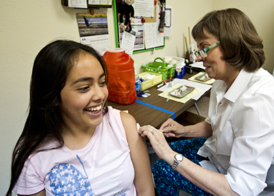 ضرورة التطعيم  قبل السفر لتجنب الأمراض