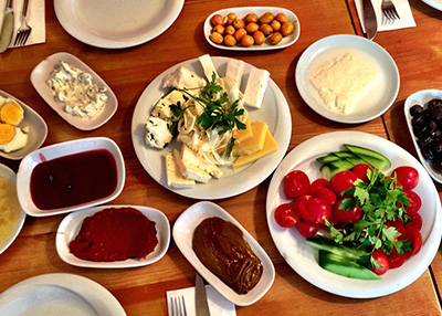 كيف تجعل إفطارك وجبة مثالية؟