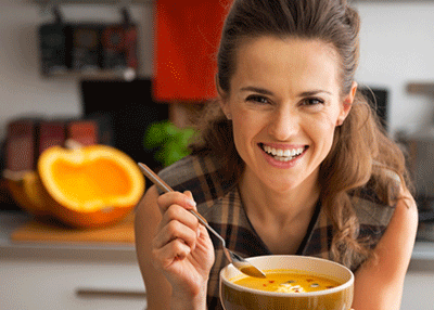 إتيكيت تناول الشوربة في رمضان