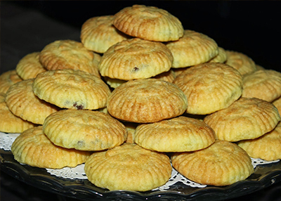 طريقة سهلة وسريعة لوصفة كعك العيد بالعجوة