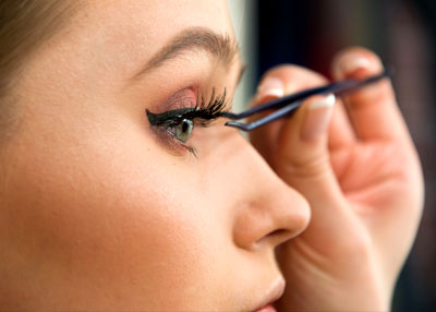 نصائح هامة للعناية بالرموش الاصطناعية