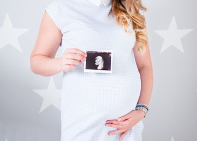 زيادة الوزن عند الحامل وتأثيرها على الأم والجنين