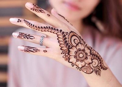 الحناء زينة العيد: أنواعها واستخداماتها