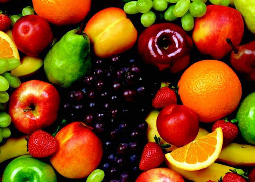 تناول الفاكهة في المساء يسبب زيادة الوزن