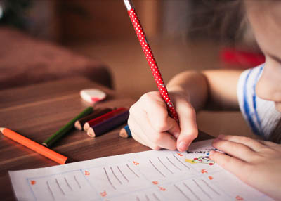 نصائح هامة لتعليم الطفل مهارة الكتابة؟  