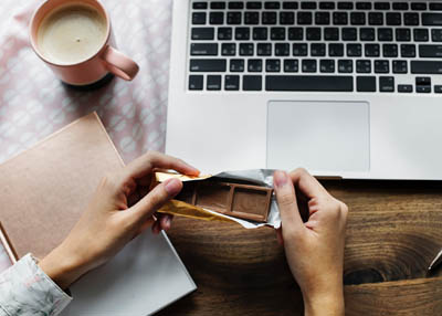 تعرف على الفوائد الصحية للشوكولاتة الداكنة