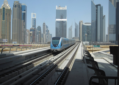 إغلاق محطة مترو برج خليفة / دبي مول ليلة رأس السنة