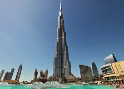 ألعاب برج خليفة النارية تلقي الضوء على الإنجازات الوطنية