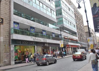 حافلة كشف الفساد الجوالة لفضح الفاسدين في المكسيك