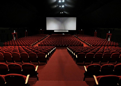 قاعات السينما تعود إلى البصرة بنظام الـ 3D