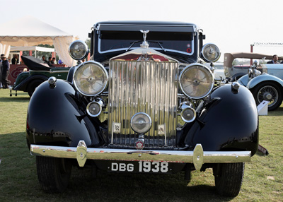 100 قطعة نادرة في معرض للسيارات الكلاسيكية في نيودلهي الهندية