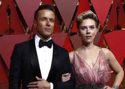 سكارليت جوهانسون تقيم دعوى طلاق وتطالب بحضانة ابنتها