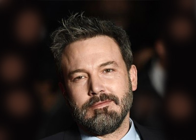 بطل "باتمان" الممثل بن أفليك يقول إنه أتم العلاج من إدمان الكحوليات