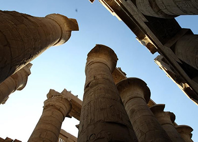 الأقصر تتسلم شعلة الثقافة العربية لعام 2017