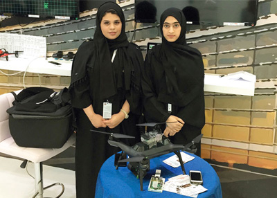 3 طالبات يبتكرن "روبوت" لإنقاذ العالقين تحت الأنقاض