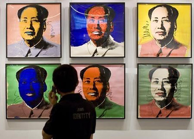 لوحة زيتية لوارهول تباع بمبلغ 12.6 مليون دولار في هونج كونج