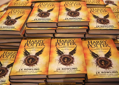 "هاري بوتر والطفل الملعون" تكتسح جوائز أوليفييه المسرحية