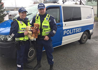 دمى الأطفال تنضم لدوريات الشرطة في استونيا