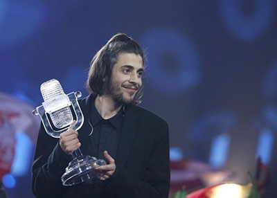 البرتغال تفوز بمسابقة يوروفيجن لأول مرة