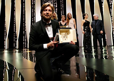 فيلم "ذا سكوير" السويدي الساخر يفوز بالسعفة الذهبية في مهرجان كان