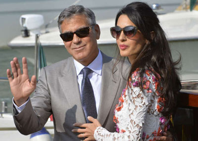 جورج كلوني وأمل علم الدين يستقبلان توأميهما