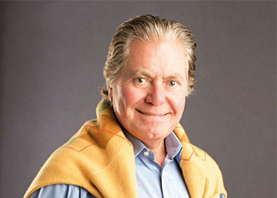 حسين فهمي رئيسا للجنة تحكيم مهرجان القاهرة السينمائي الدولي