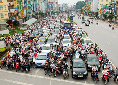 فيتنام تسعى لحظر سير الدراجات النارية في العاصمة