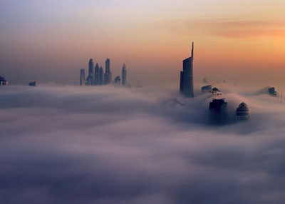 "أويكين" فيلم وثائقي ملحمي يوظف أحدث تقنيات التصوير لرصد علاقة الإنسان بالتكنولوجيا والكون من حوله