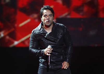 (ديسباسيتو) تسجل رقما قياسيا وتصبح أكثر أغنية بثت على الانترنت في التاريخ