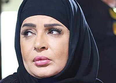 بدرية أحمد تطلب من جمهورها احترام قرارها ارتداء الحجاب