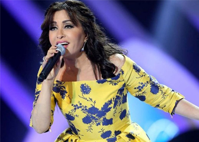 لطيفة تتعرض للانتقادات بعد تصرفها مع نانسي عجرم