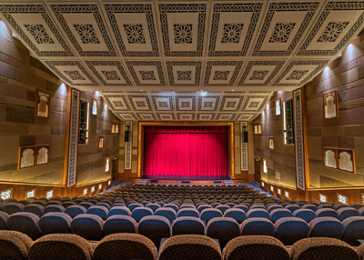 أفضل عروض "برودواي" الموسيقية على مسرح المدينة بدبي