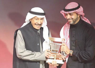 تكريم عبد الكريم عبد القادر في شتاء طنطورة