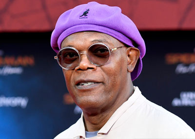 أبل تلغي العرض الأول لفيلم "المصرفي" بعد مخاوف غير محددة