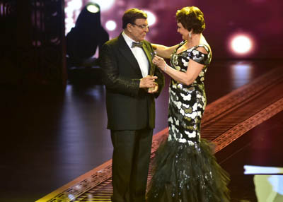 تكريم النجوم في مهرجان القاهرة السينمائي الدولي في دورته الـ 40