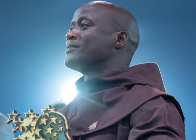 دبي تكرّم أفضل مُعلّم في العالم