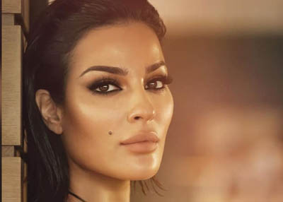 نادين نجيم تحصد جائزة في قمة رواد التواصل الاجتماعي