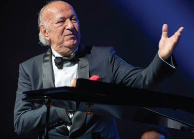 عمر خيرت في حفل تاريخي ضمن فعاليات مهرجان شتاء الطنطورة