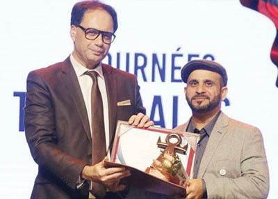 تكريم الفنان الإماراتي عبد الله راشد في مهرجان أيام قرطاج المسرحية 